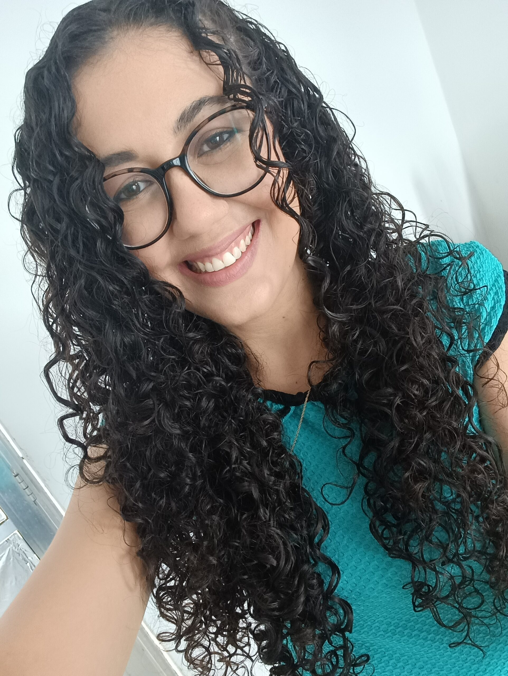 Sandy Carvalho - Viver Mais Psicologia